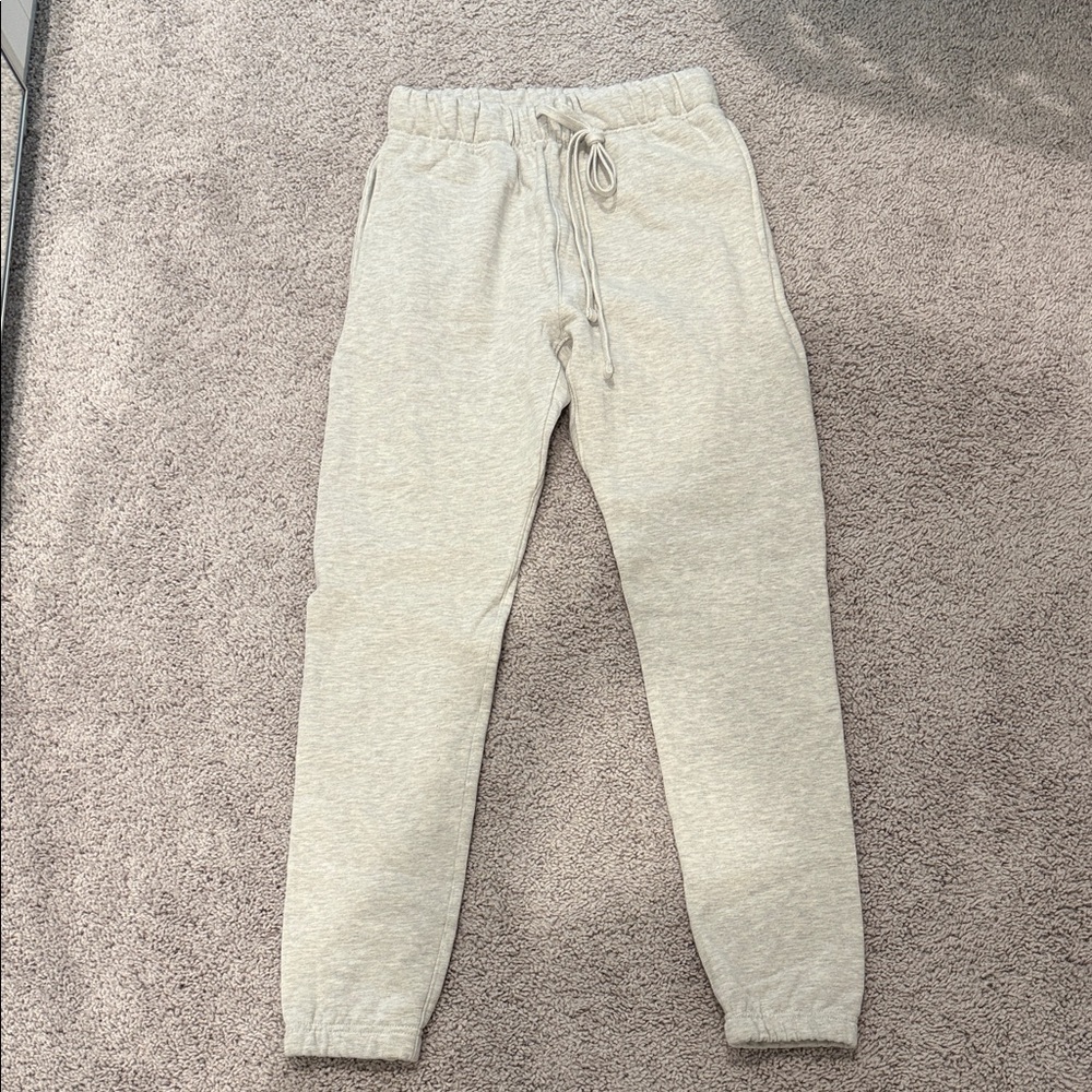 mnml cream / light gray Jogger Pants size small